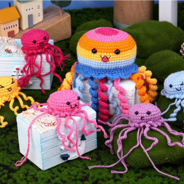 Zestaw do szydełkowania DIY – Kolorowe Meduzy - Produkt 4