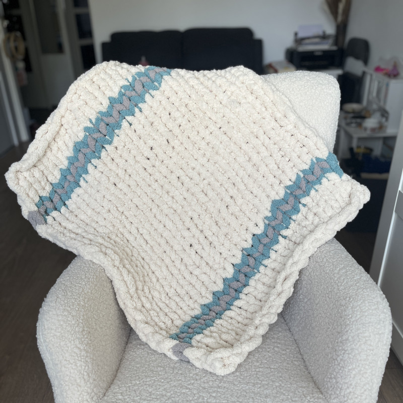 Włóczka chenille standard kolor nr 19 - 230g - produkt wyplatamy.pl 2
