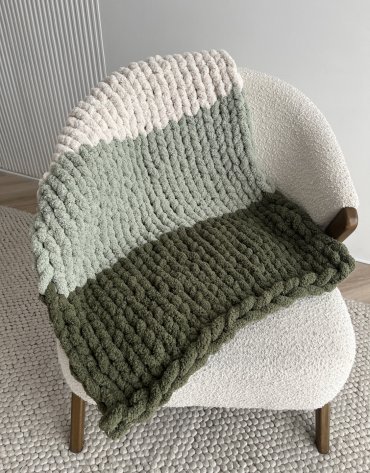 Włóczka chenille standard kolor nr 19 - 230g – Inspiracja nr. 2 Włóczka chenille standard kolor nr 19 - 230g – Inspiracja nr. 2