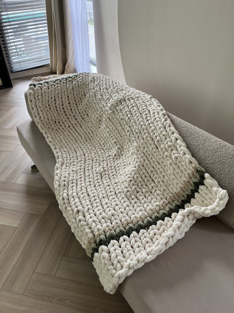 Włóczka chenille standard kolor nr 19 - 230g – Inspiracja nr. 1