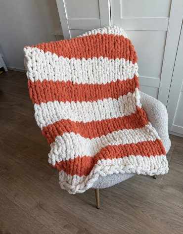 Włóczka chenille standard kolor nr 13 - 230g – Inspiracja nr. 2 Włóczka chenille standard kolor nr 13 - 230g – Inspiracja nr. 2