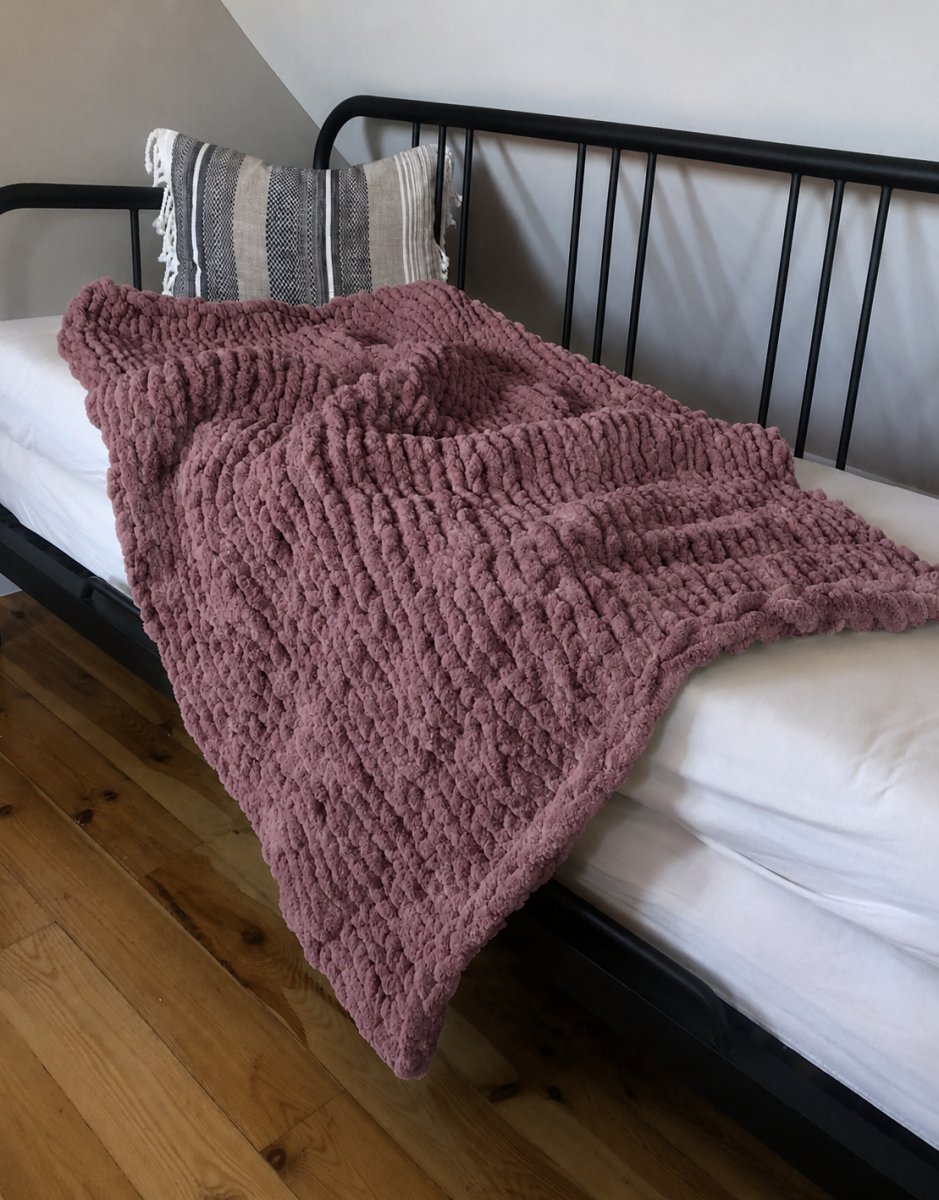 Włóczka chenille standard kolor nr 902 - 230g – Inspiracja nr. 3
