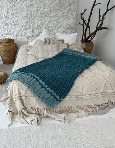 Włóczka chenille standard kolor nr 10 - 230g – Inspiracja nr. 1 Włóczka chenille standard kolor nr 10 - 230g – Inspiracja nr. 1