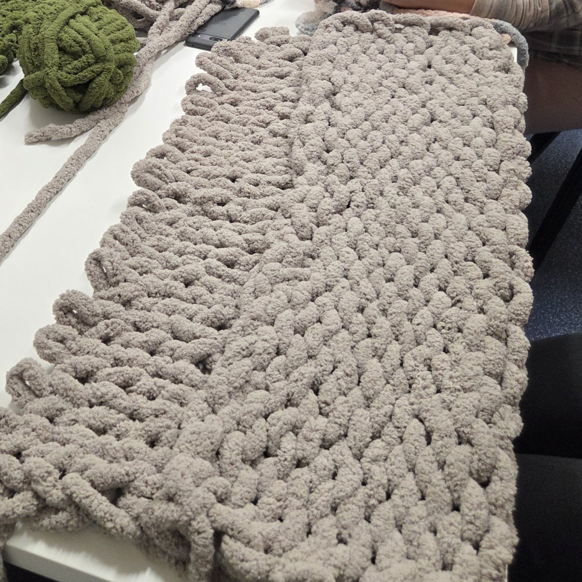 Włóczka chenille standard kolor nr 11 - 230g – Inspiracja nr. 4