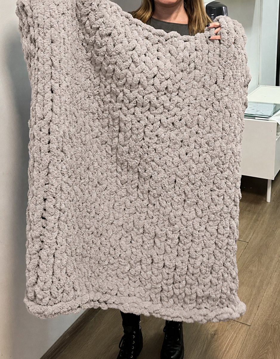 Włóczka chenille standard kolor nr 939 - 230g – Inspiracja nr. 1