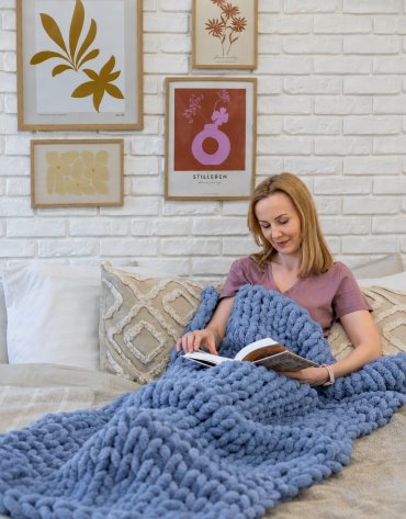 Włóczka chenille standard kolor nr 85 - 230g – Inspiracja nr. 3 Włóczka chenille standard kolor nr 85 - 230g – Inspiracja nr. 3