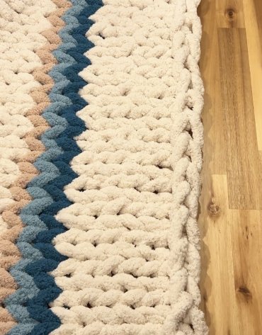 Włóczka chenille standard kolor nr 39 - 230g – Inspiracja nr. 4 Włóczka chenille standard kolor nr 39 - 230g – Inspiracja nr. 4