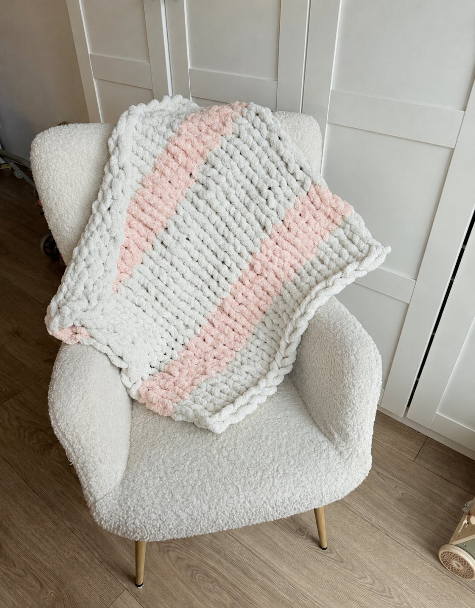 Włóczka chenille standard kolor nr 909 - 300g – Inspiracja nr. 3