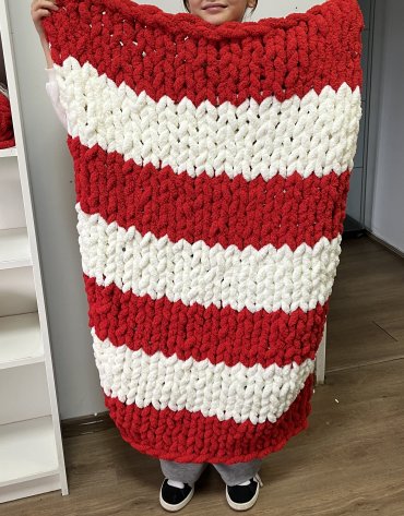 Włóczka chenille standard kolor nr 14 - 230g – Inspiracja nr. 4 Włóczka chenille standard kolor nr 14 - 230g – Inspiracja nr. 4