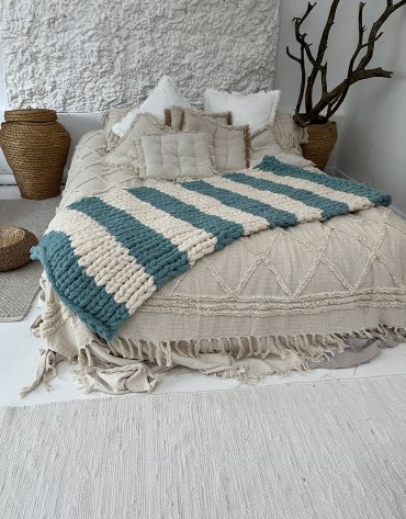 Włóczka chenille standard kolor nr 9 - 230g – Inspiracja nr. 3 Włóczka chenille standard kolor nr 9 - 230g – Inspiracja nr. 3