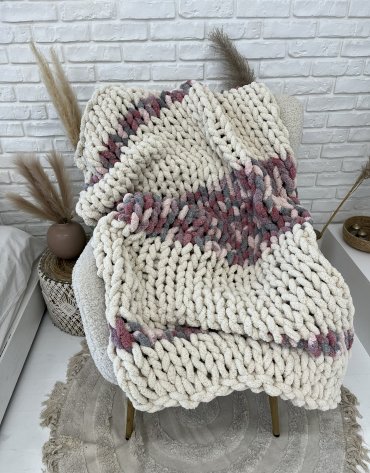 Włóczka chenille standard kolor nr 1 - 230g – Inspiracja nr. 3 Włóczka chenille standard kolor nr 1 - 230g – Inspiracja nr. 3