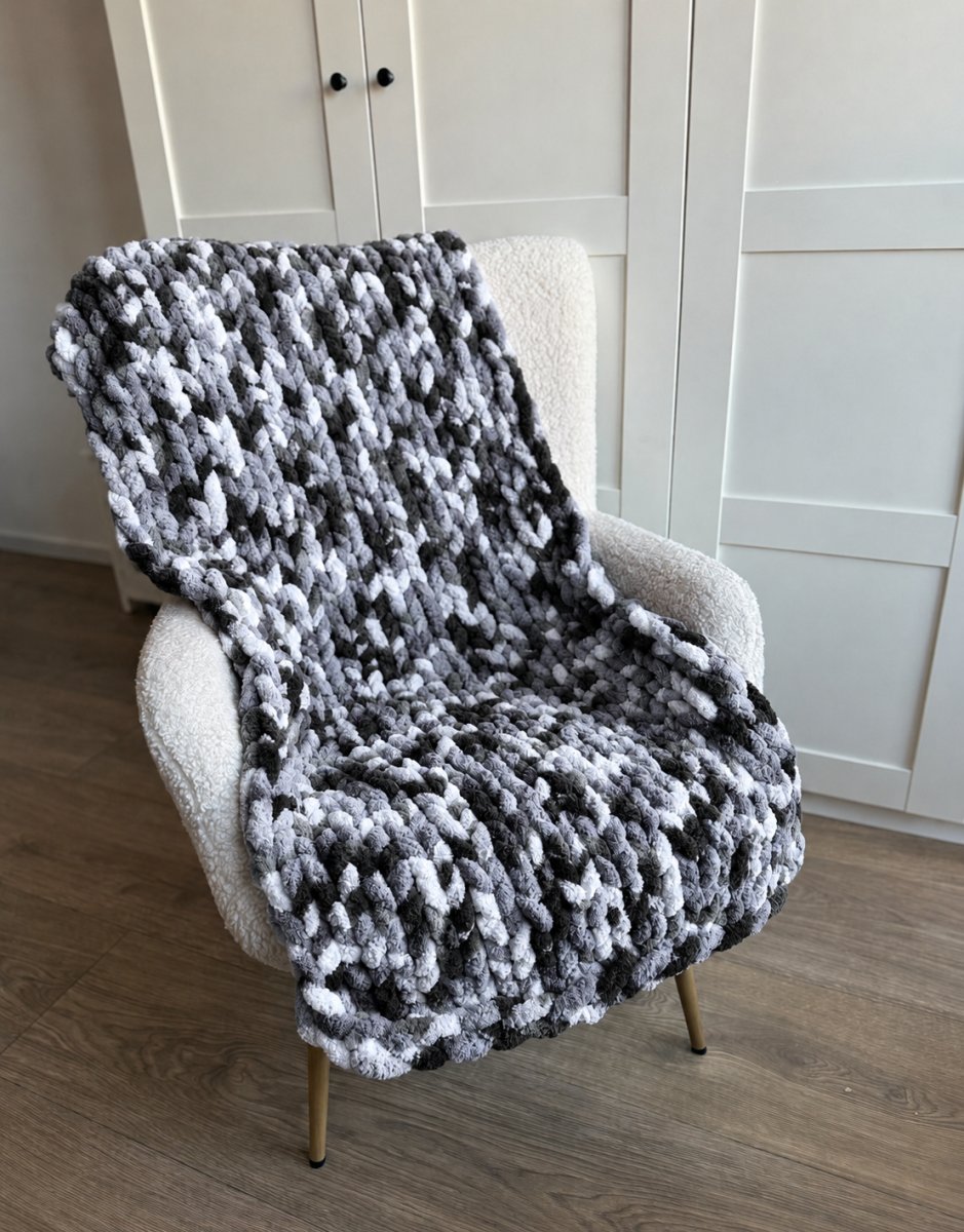 Włóczka chenille standard kolor nr 80 - 230g – Inspiration No. 3