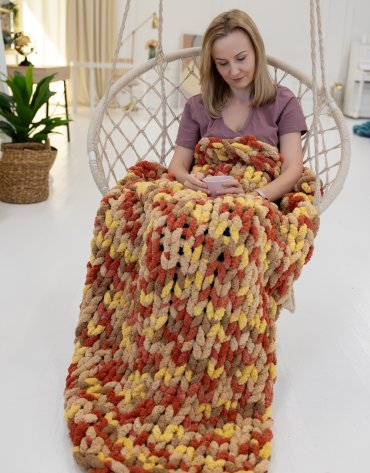 Włóczka chenille standard kolor nr 4 - 230g – Inspiracja nr. 1 Włóczka chenille standard kolor nr 4 - 230g – Inspiracja nr. 1