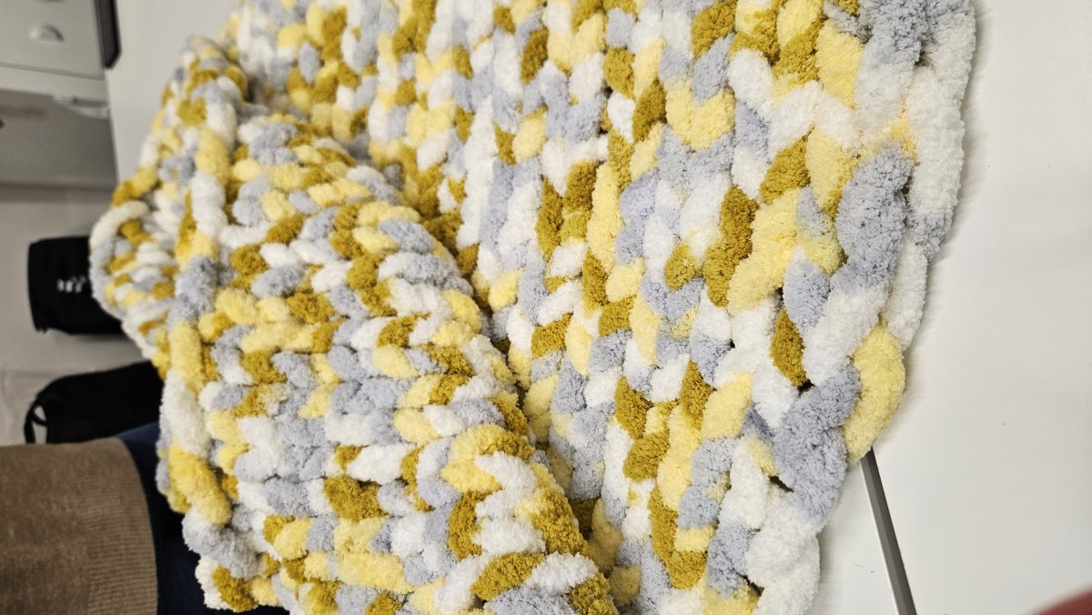 Włóczka chenille standard kolor nr 48 - 230g – Inspiracja nr. 3