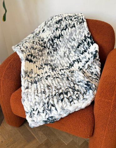 Włóczka chenille select kolor nr 49 - 300g – Inspiracja nr. 6 Włóczka chenille select kolor nr 49 - 300g – Inspiracja nr. 6