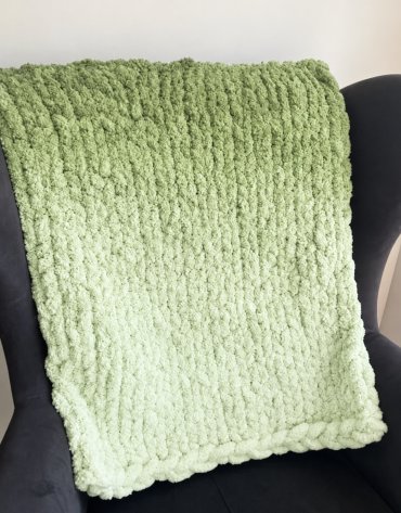 Włóczka chenille OMBRE kolor nr 753 - 600g – Inspiracja nr. 1 Włóczka chenille OMBRE kolor nr 753 - 600g – Inspiracja nr. 1