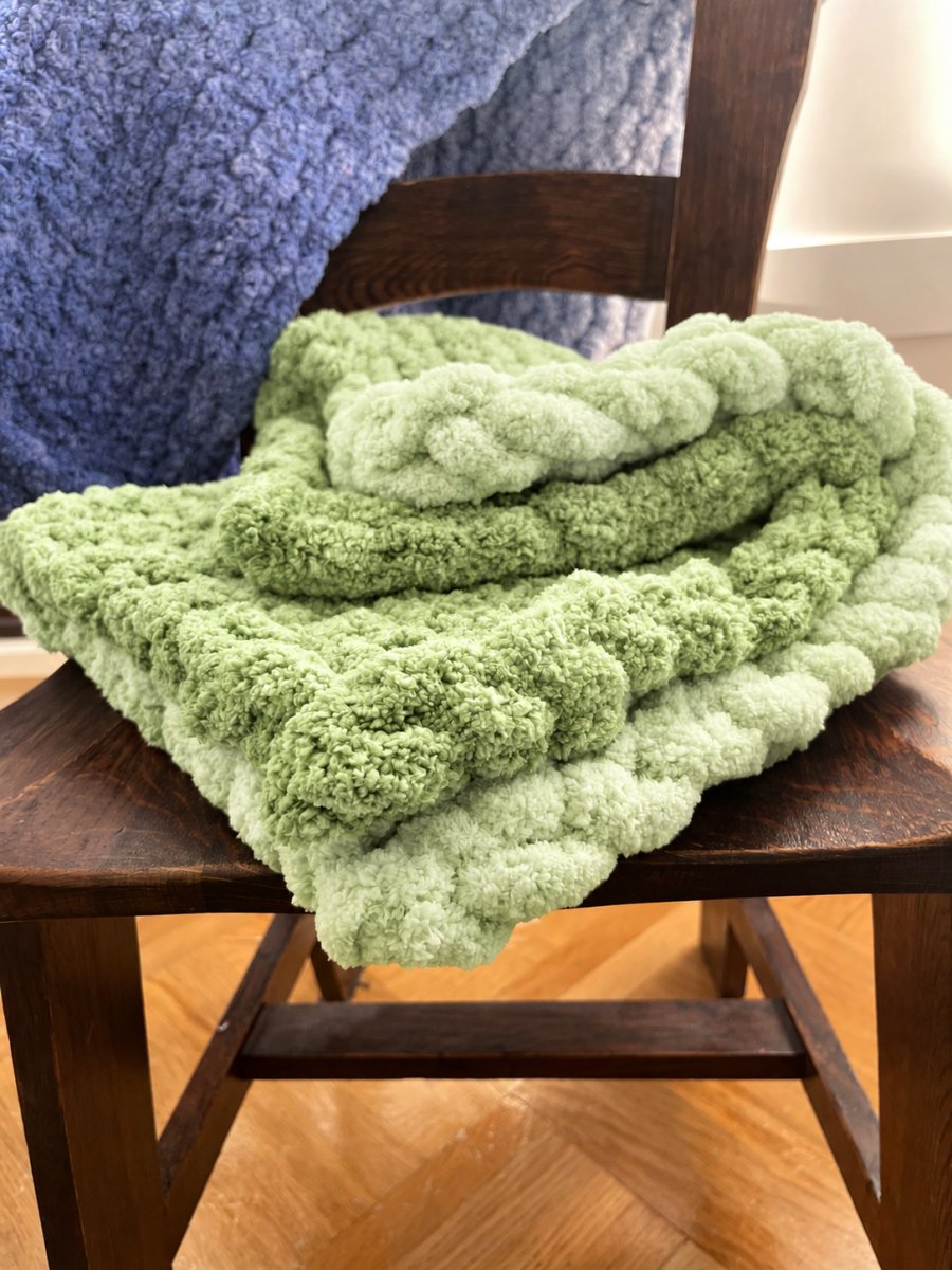 Włóczka chenille OMBRE kolor nr 753 - 600g – Inspiracja nr. 2