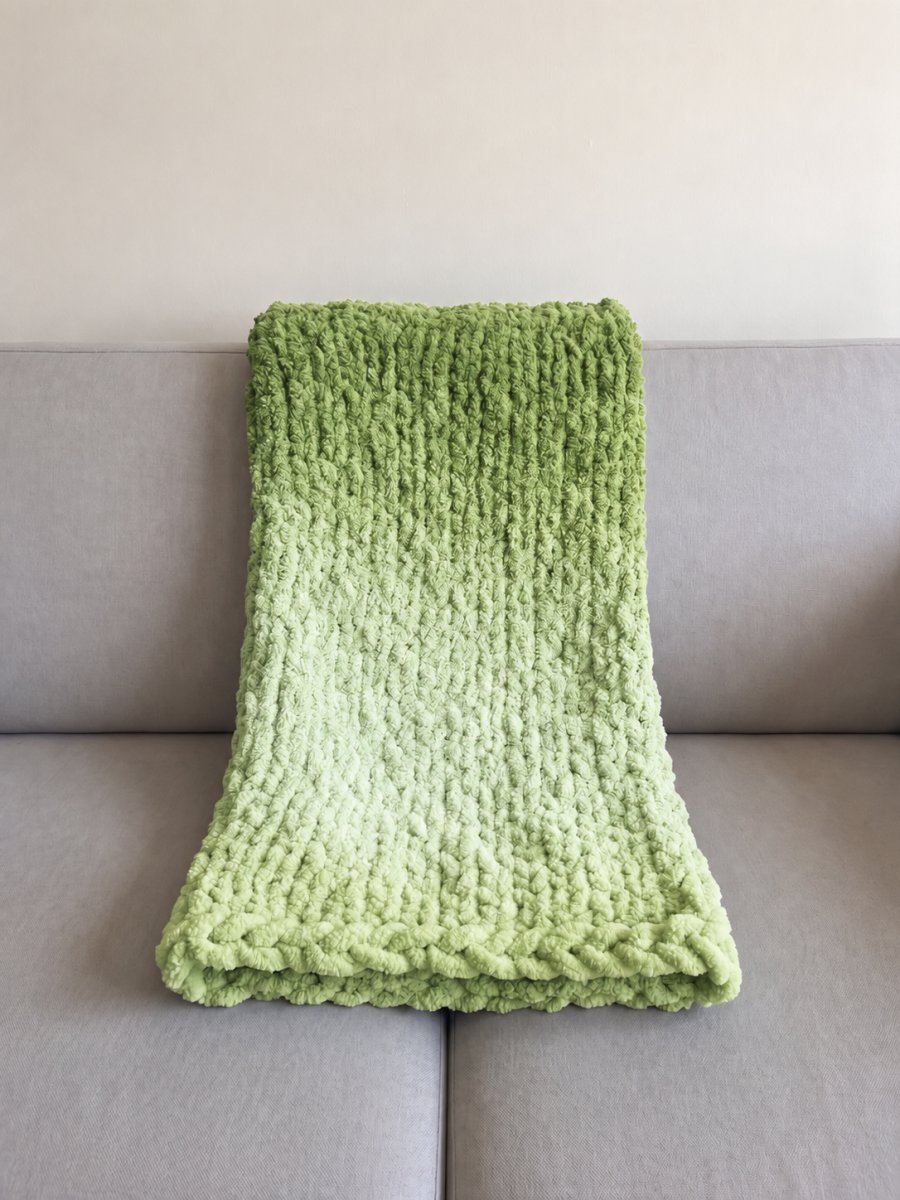 Włóczka chenille OMBRE kolor nr 753 - 600g – Inspiracja nr. 3