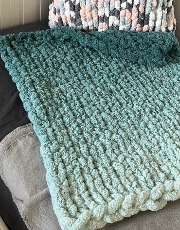 Włóczka chenille OMBRE kolor nr 753 - 600g – Inspiracja nr. 1 Włóczka chenille OMBRE kolor nr 753 - 600g – Inspiracja nr. 1