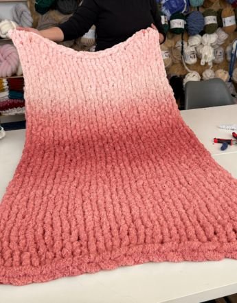 Włóczka chenille OMBRE kolor nr 754 - 600g – Inspiracja nr. 4