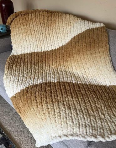 Włóczka chenille OMBRE kolor nr 68 - 600g – Inspiracja nr. 2 Włóczka chenille OMBRE kolor nr 68 - 600g – Inspiracja nr. 2