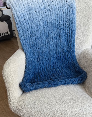 Włóczka chenille OMBRE kolor nr 69 - 600g – Inspiracja nr. 3 Włóczka chenille OMBRE kolor nr 69 - 600g – Inspiracja nr. 3