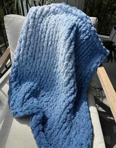 Włóczka chenille OMBRE kolor nr 69 - 600g – Inspiracja nr. 4 Włóczka chenille OMBRE kolor nr 69 - 600g – Inspiracja nr. 4