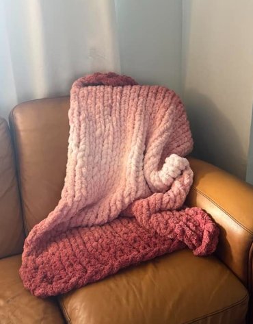 Włóczka chenille OMBRE kolor nr 70 - 600g – Inspiracja nr. 2 Włóczka chenille OMBRE kolor nr 70 - 600g – Inspiracja nr. 2