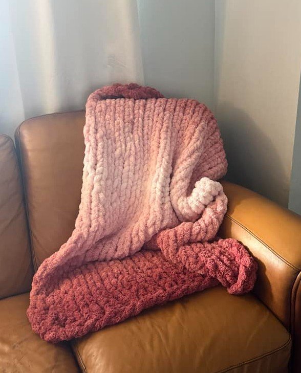 Włóczka chenille OMBRE kolor nr 70 - 600g – Inspiracja nr. 2