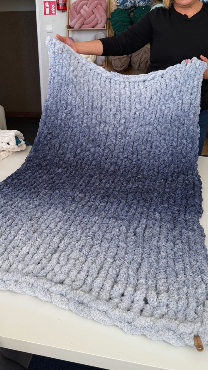 Włóczka chenille OMBRE kolor nr 71 - 600g – Inspiracja nr. 1