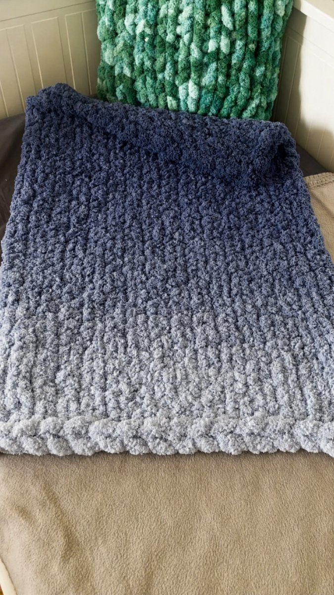 Włóczka chenille OMBRE kolor nr 71 - 600g – Inspiracja nr. 2