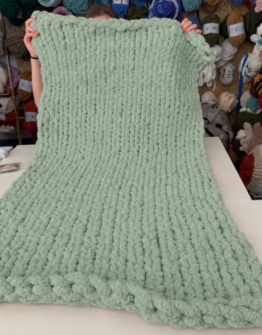 Włóczka chenille standard kolor nr 21 - 230g – Inspiracja nr. 2 Włóczka chenille standard kolor nr 21 - 230g – Inspiracja nr. 2