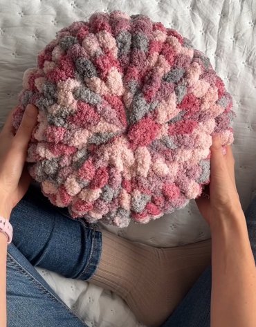 Poradnik: Okrągła poduszka 30 cm – Inspiracja nr. 1
